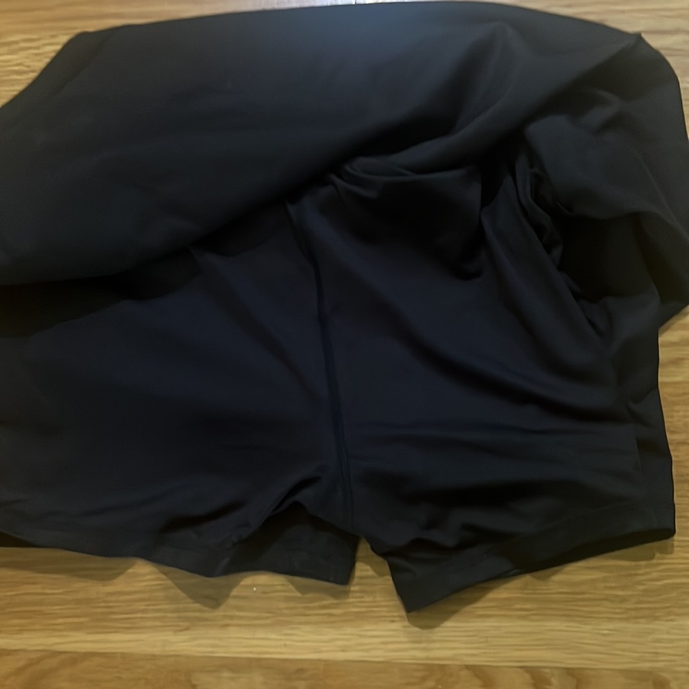Women’s Skort - Picture 3 of 4